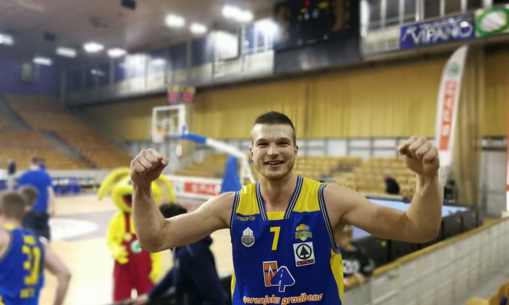 Veselje Dina Murića po zmagi nad Krko. Foto: Dominik Pekeč/ŠD Šport