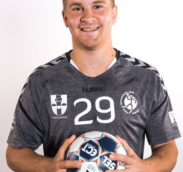 Valentin Mlakar je zelo dobro izkoristil priložnost Romana Zarabca. Foto: RK Trimo Trebnje